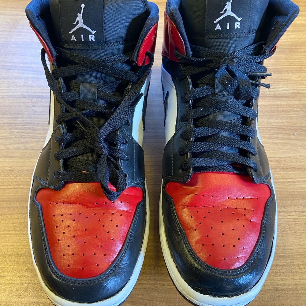 Custom Air Jordan 1 Mid